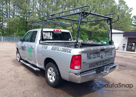 2018 Ram 1500 Slt 4X4 6'4 Box z USA, uszkodzony, nr VIN 1C6RR7GG0JS120371